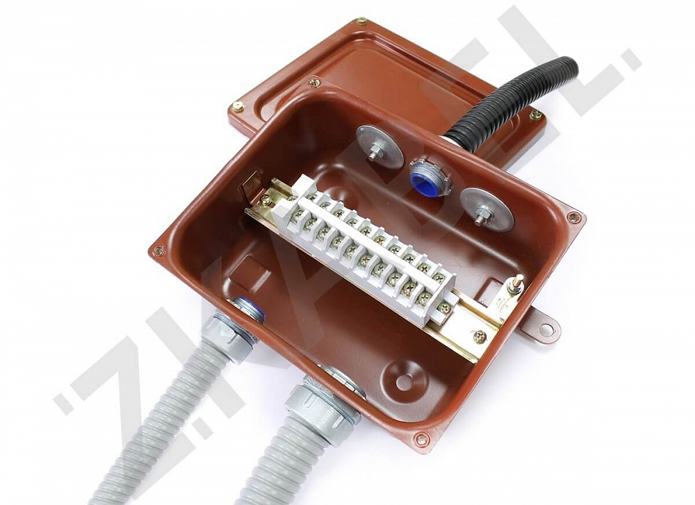 КСМР-10 коробка соединительная У2 IP54 для металлорукава ГОФРОМАТИК